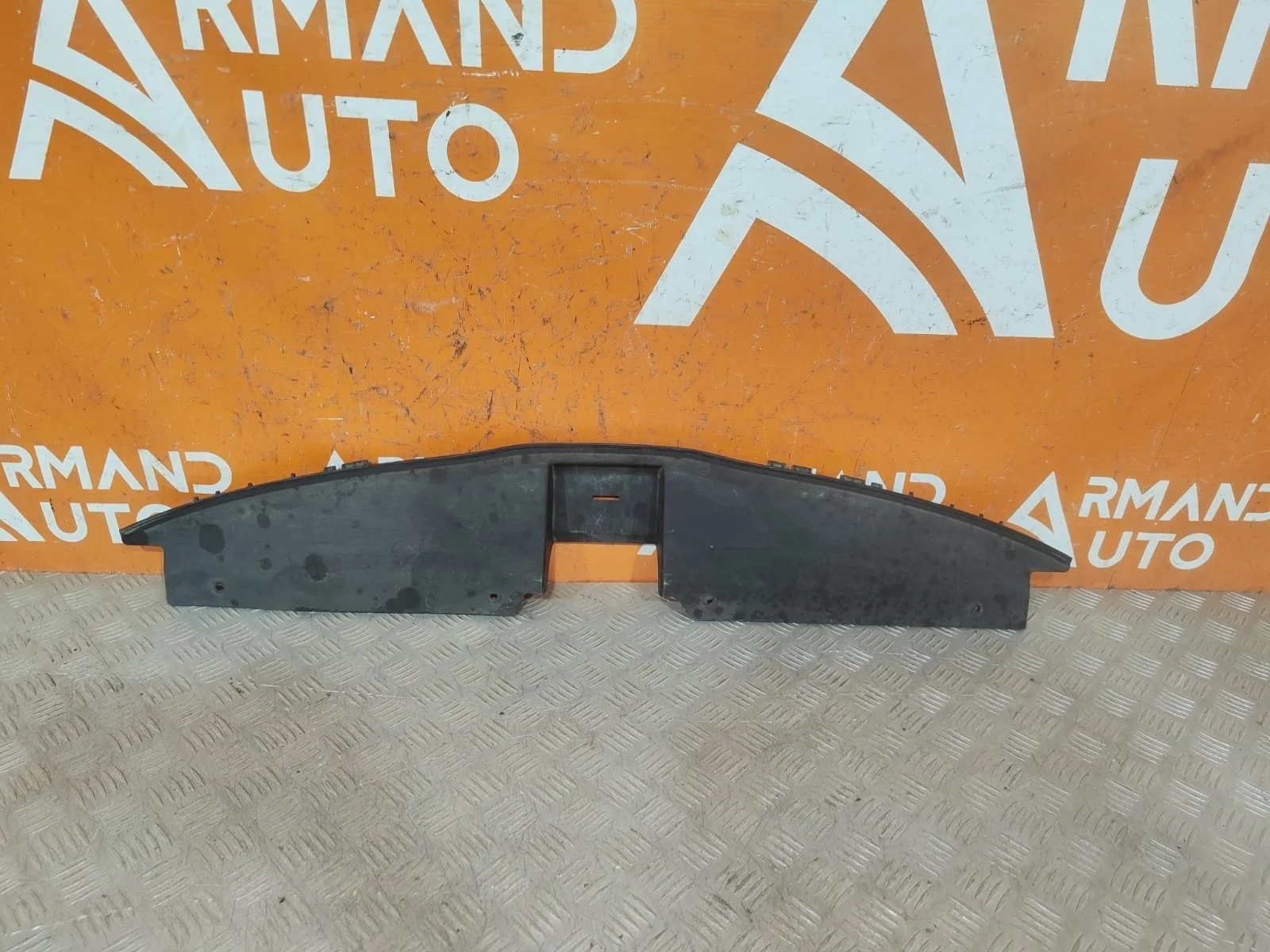 Кожух замка капота Kia Rio 2017-2022 86361H0000 4 FB