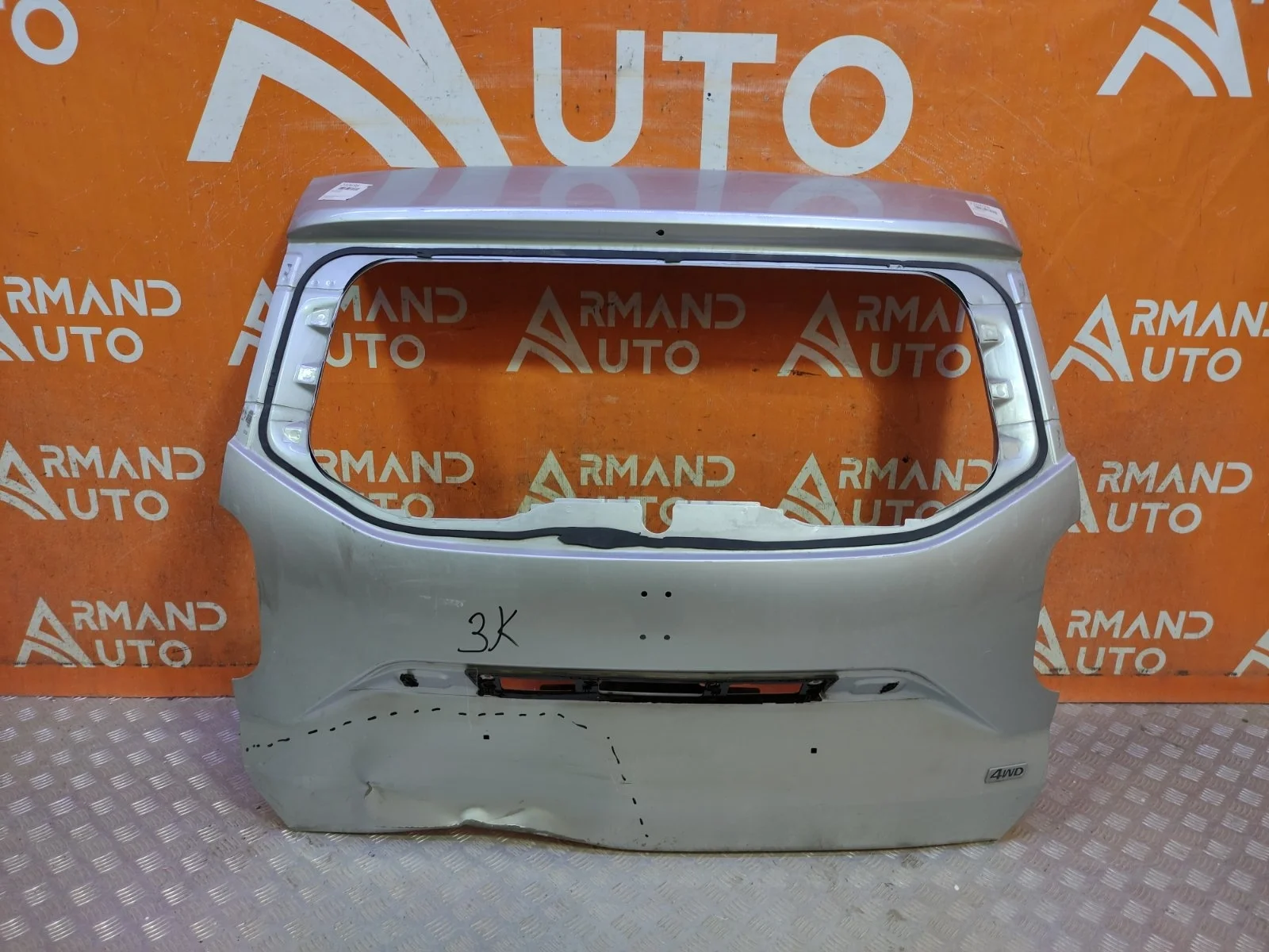 Дверь багажника Renault Duster 2021-нв 901001812R 2