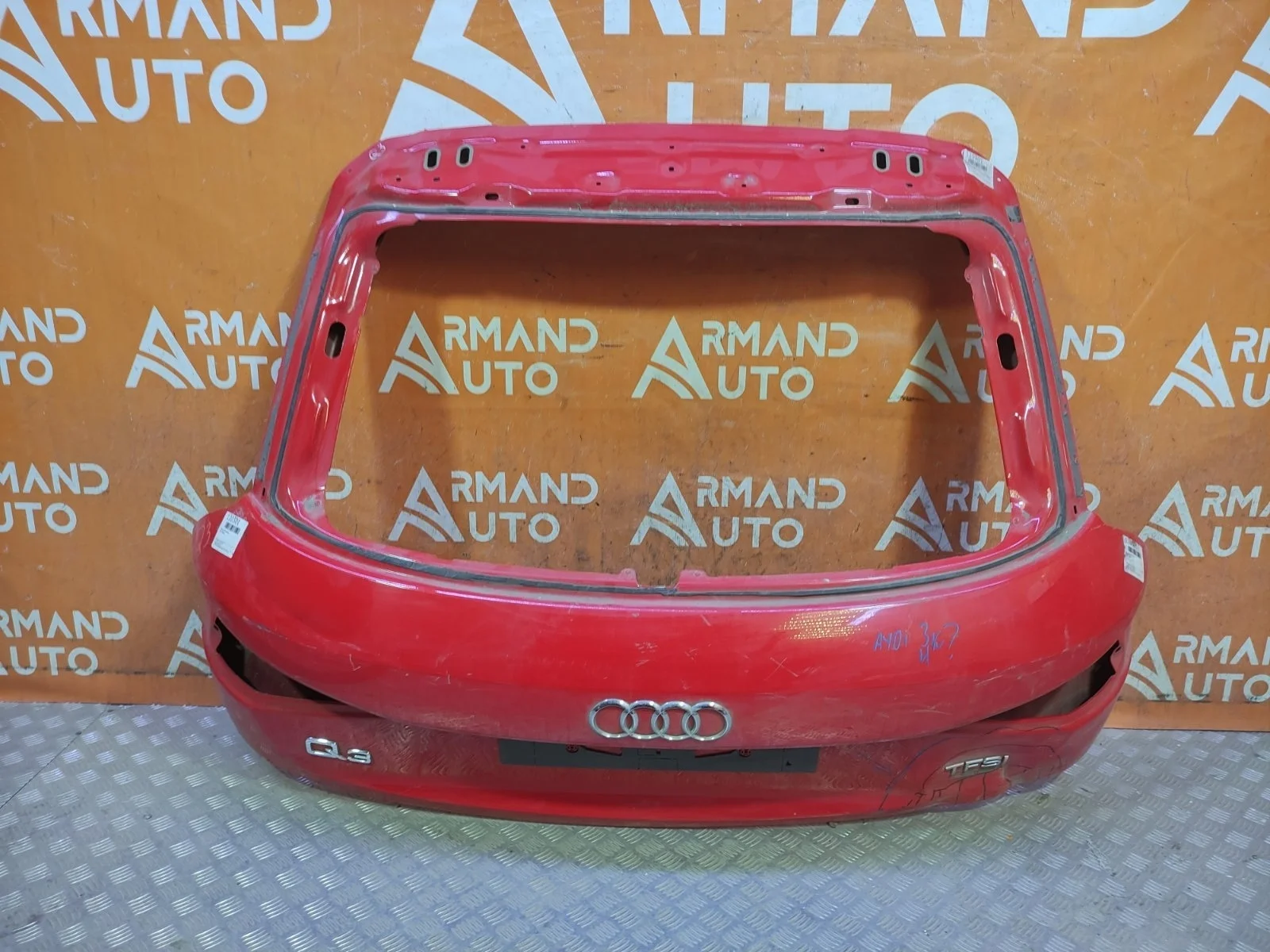 Дверь багажника Audi Q3 2011-2018 8U0827025B 1 8U