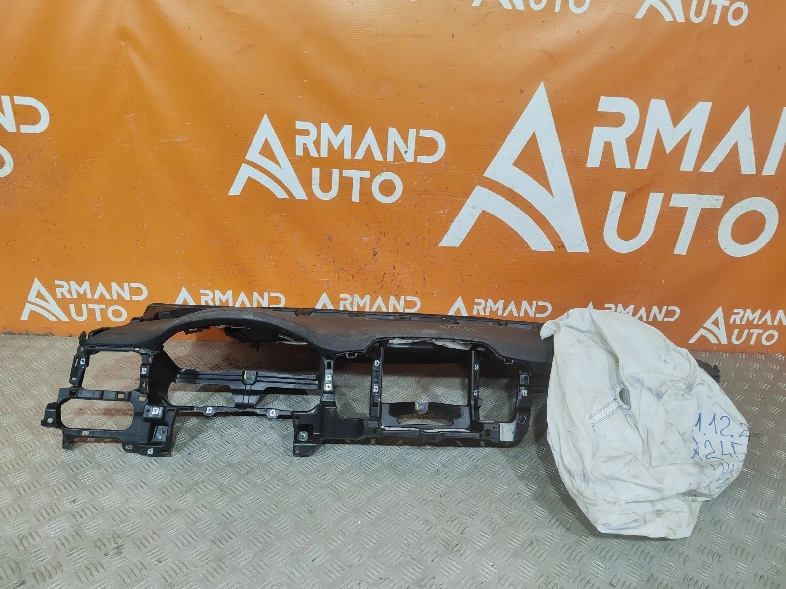 Торпедо Kia Sorento 2017-2020 84710C5BA0WK 3 PRIME UM
