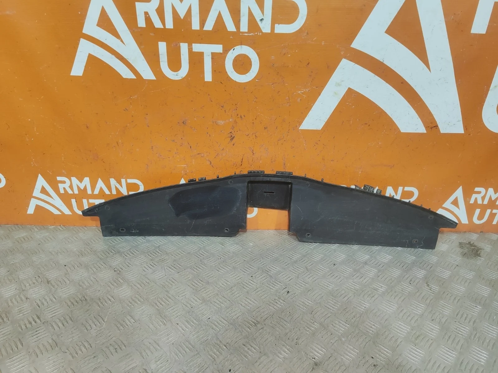 Кожух замка капота KIA Rio 2017-2022 86361H0000 4 FB