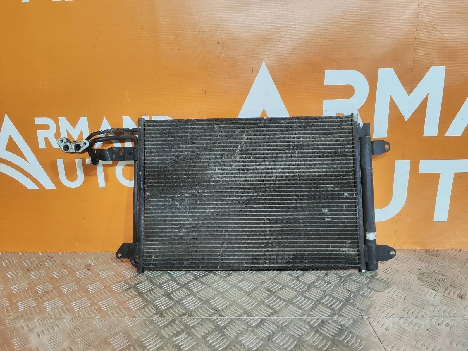 Радиатор кондиционера Audi A3 2003-2013 1K0820411AK 2 8P