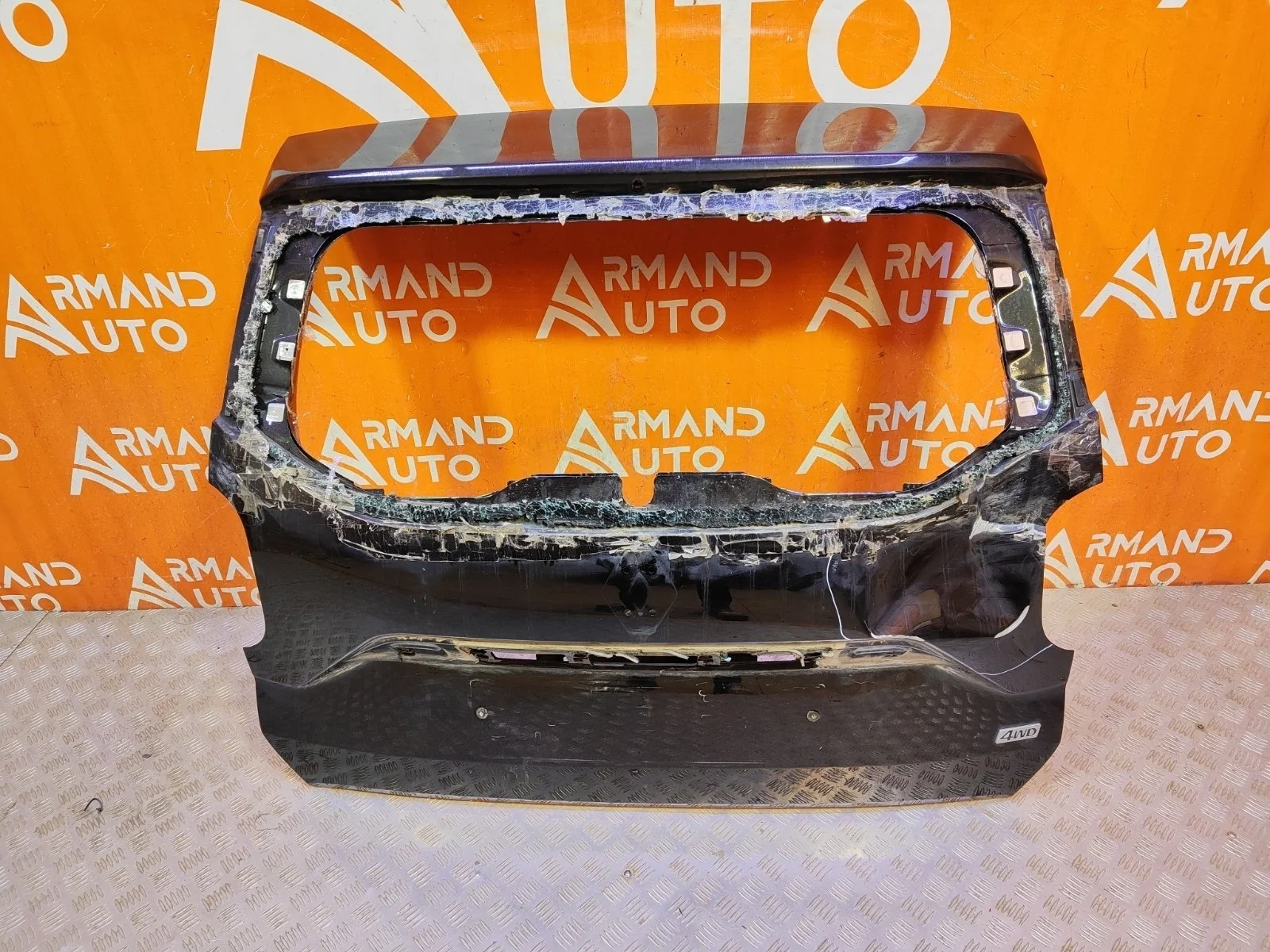 Дверь багажника Renault Duster 2021-нв 901001812R 2