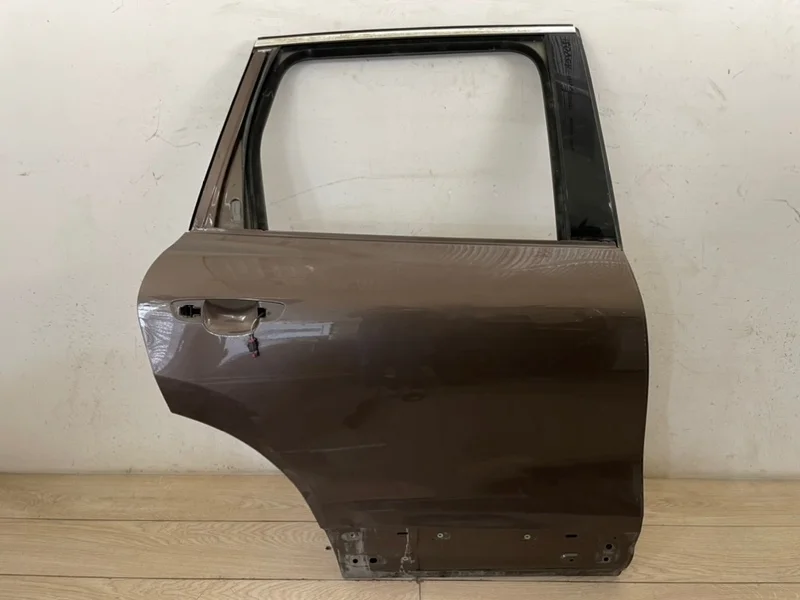 Дверь VW Touareg 2 2010-2018 7P