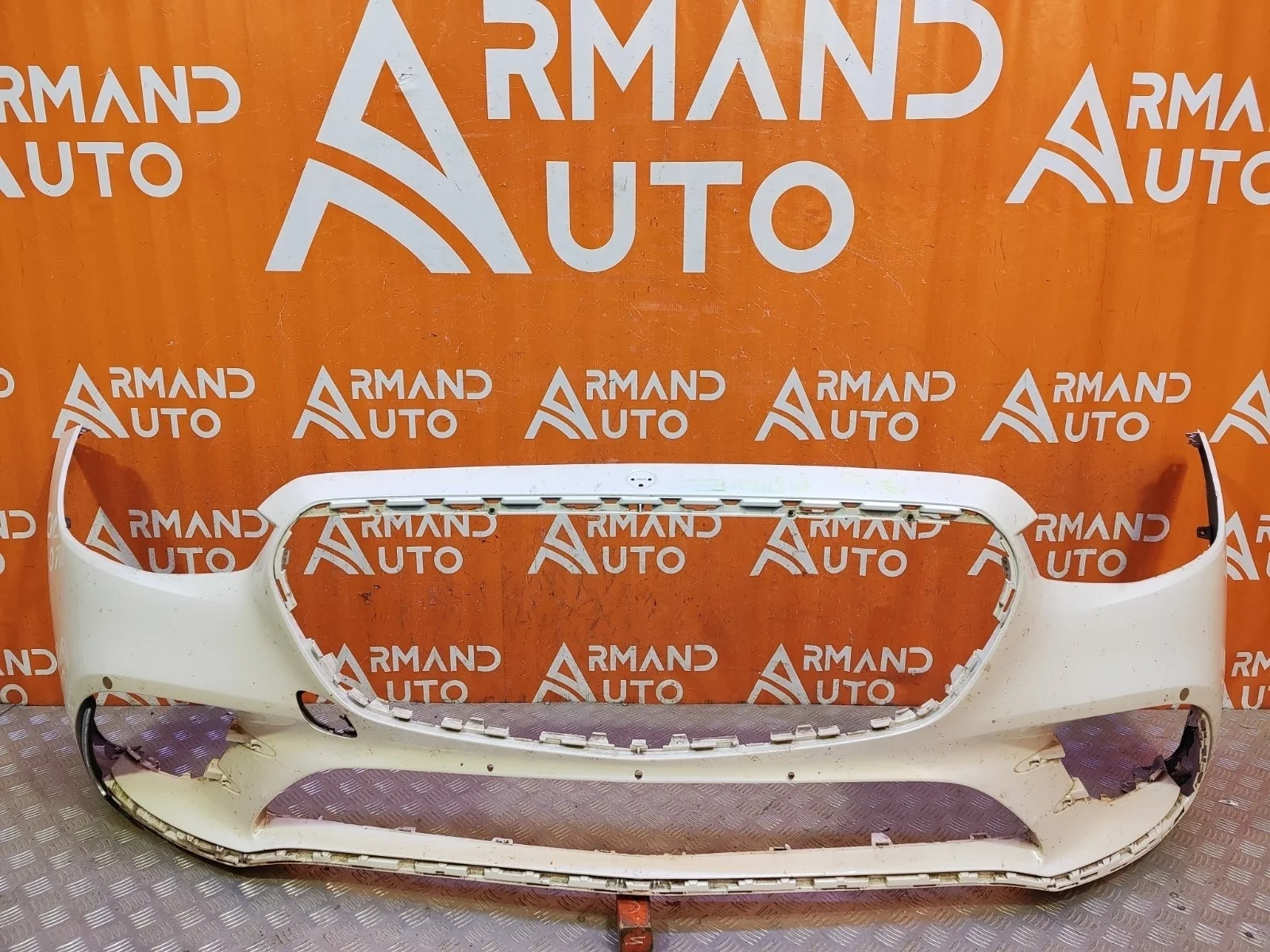 Бампер Mercedes S-Class 2020-нв A22388058019999 W223, передний