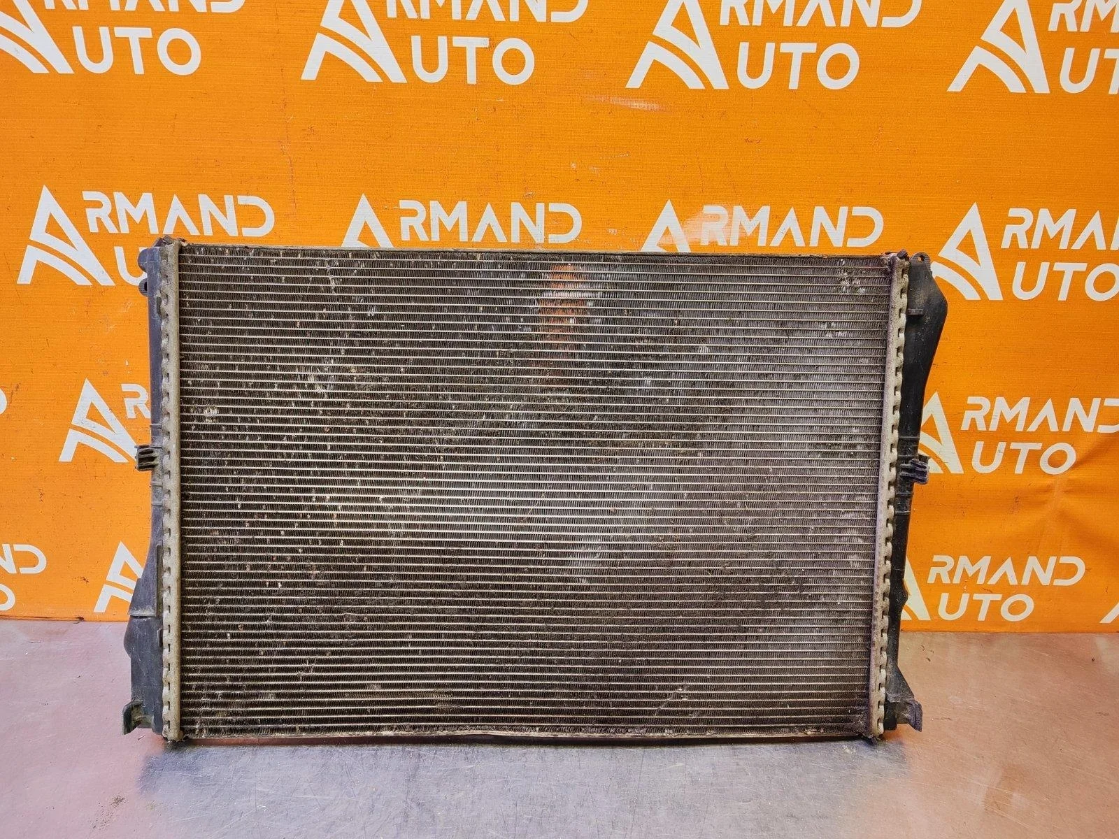 Радиатор двигателя (двс) Mercedes C-Class 2014-2021 A0995002203 W205