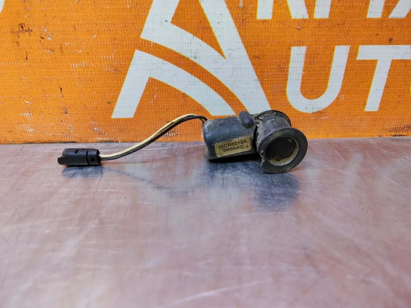 Датчик парктроника Toyota RAV4 2012-2015 PZ4640042102 4 CA40, передний