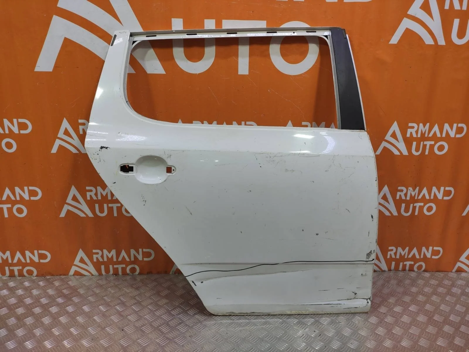 Дверь Skoda Fabia 2007-2014 5J6833056 2 5J, задняя правая
