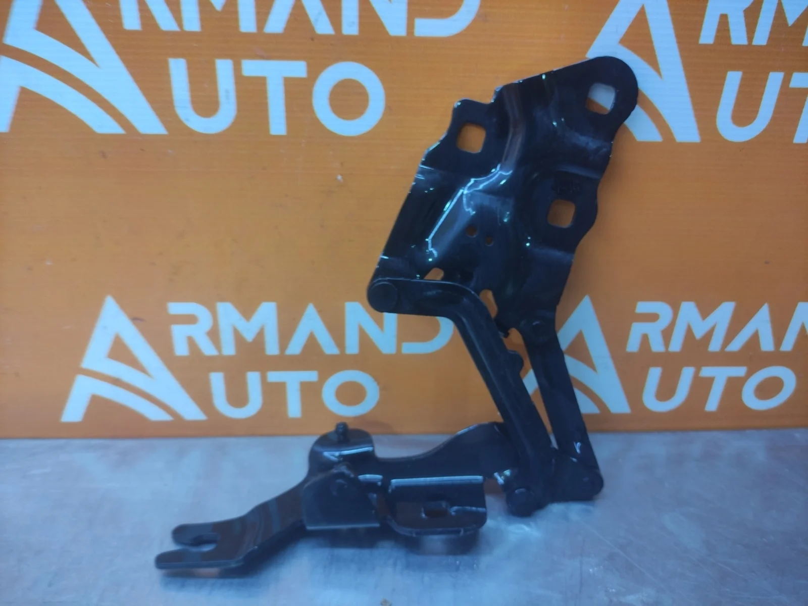 Петля капота Bmw X3 2010-2017 41617262875 F25, левая