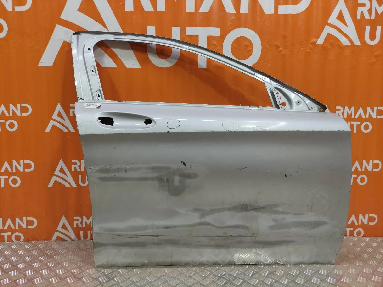 Дверь Mercedes GLA-Class 2013-2020 A1567200205 X156, передняя правая