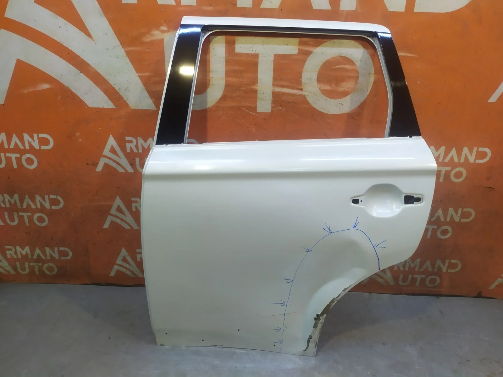 Дверь MItsubishi Outlander 2015-2023 5730B557 3, задняя левая