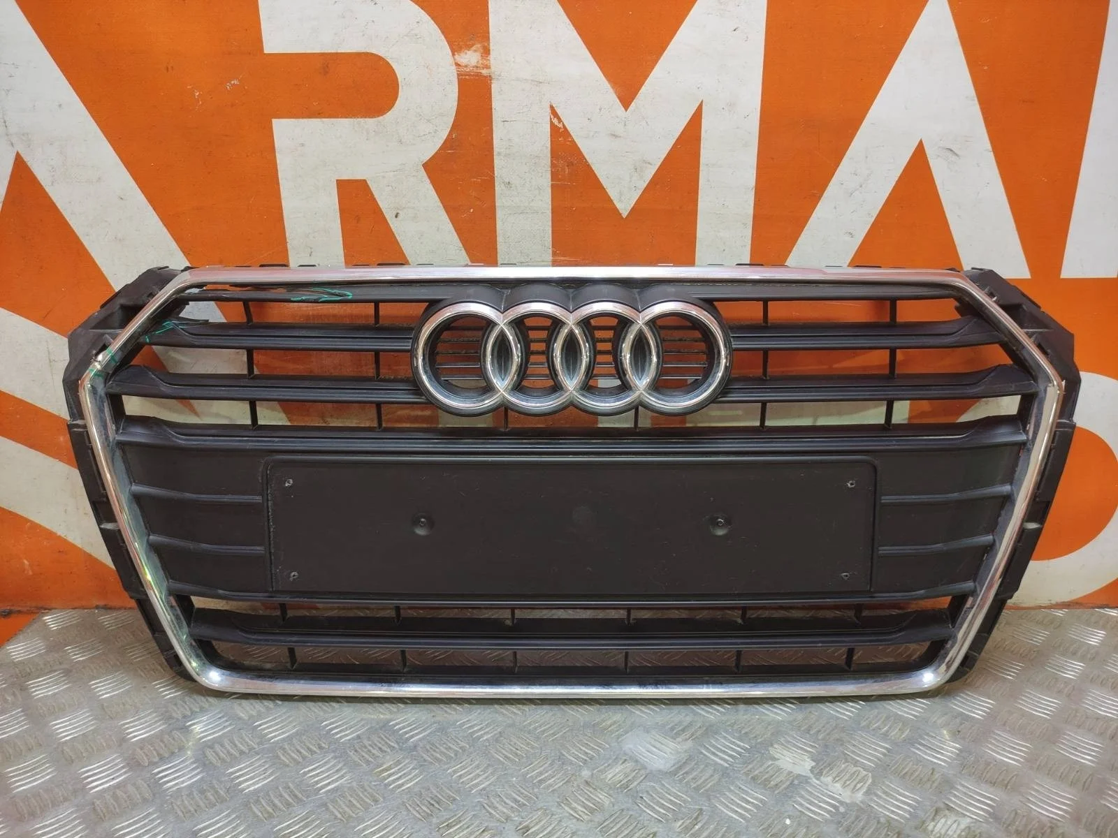 Решетка радиатора Audi A4 2015-2020 8W08536513FZ 5 B9