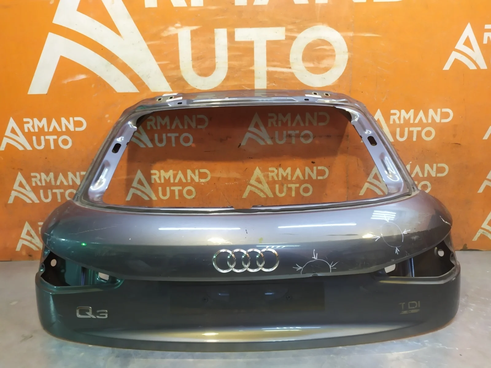 Дверь багажника AUDI Q3 2011-2018 8U0827025B 1 8U