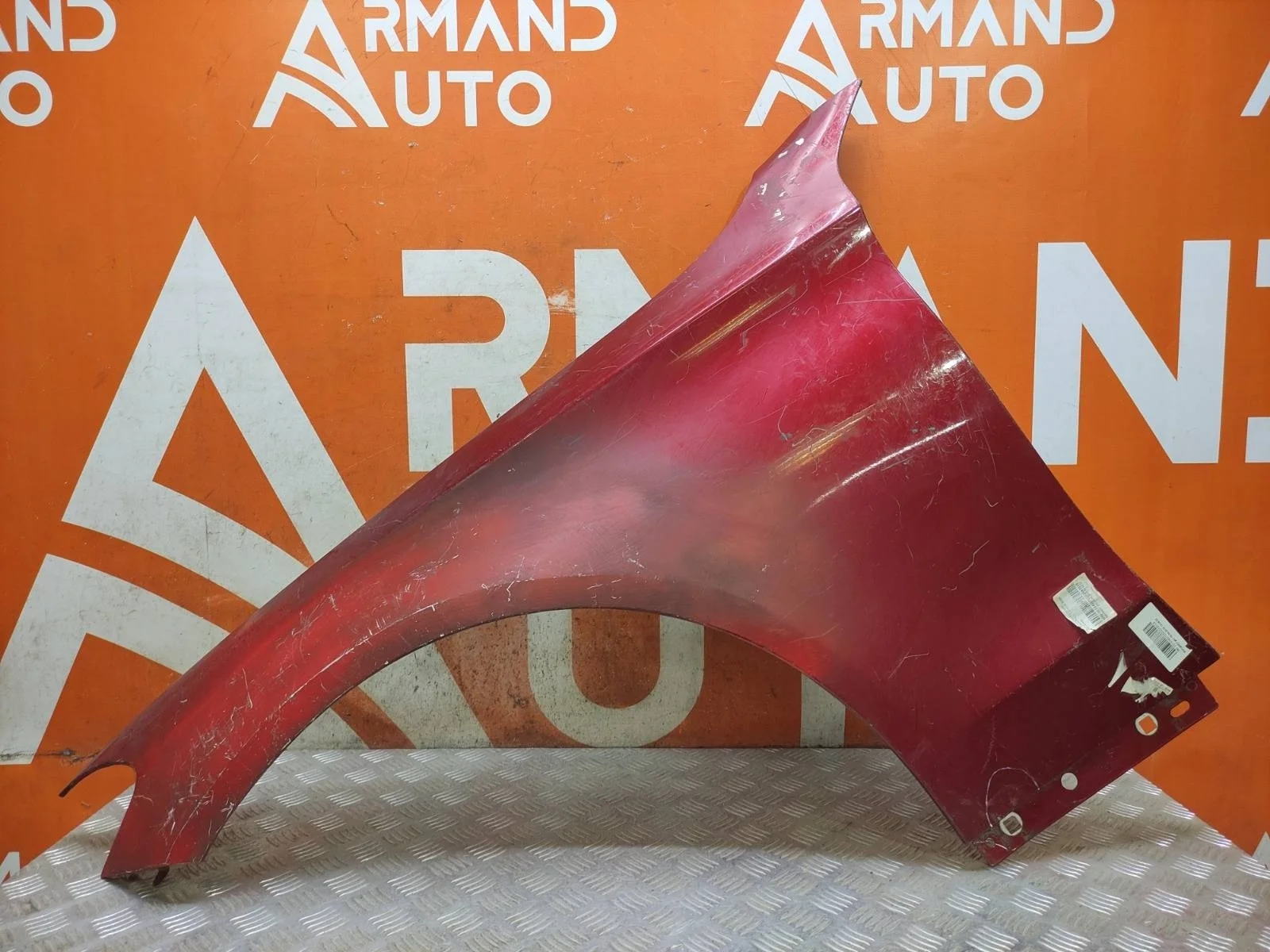 Крыло Mercedes C-Class 2014-2021 A2058800118 W205, переднее левое