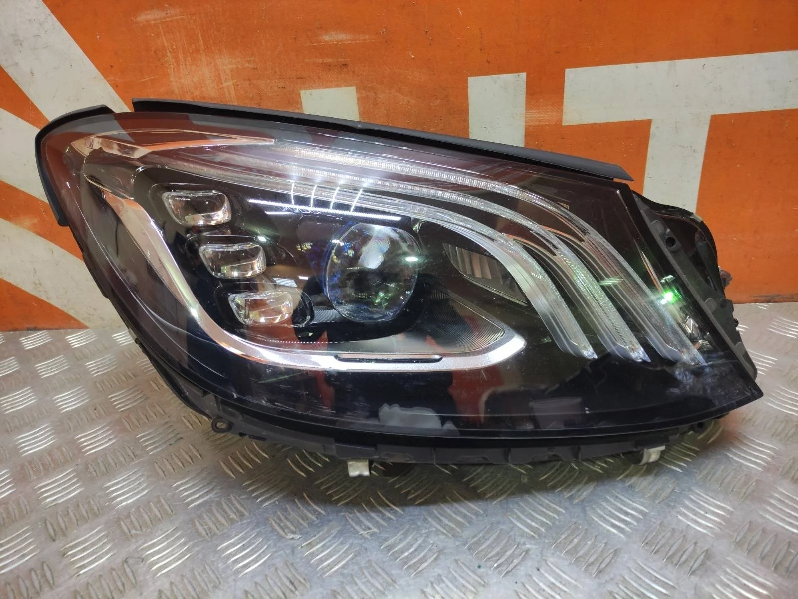 Фара Mercedes S-Class 2017-2020 A2229067803 W222, правая