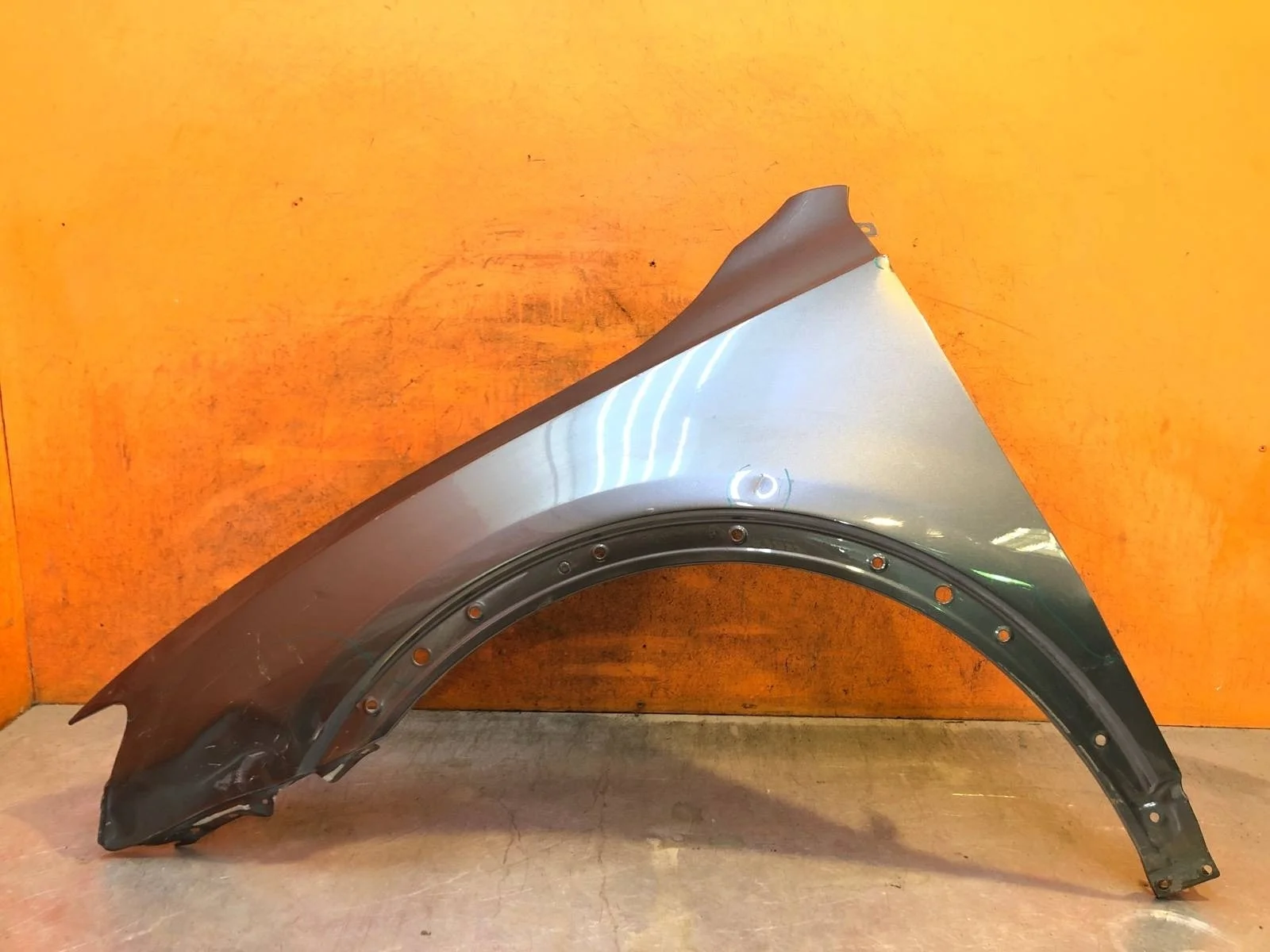 Крыло Audi Q3 2011-2018 8U0821105 1 8U, переднее левое