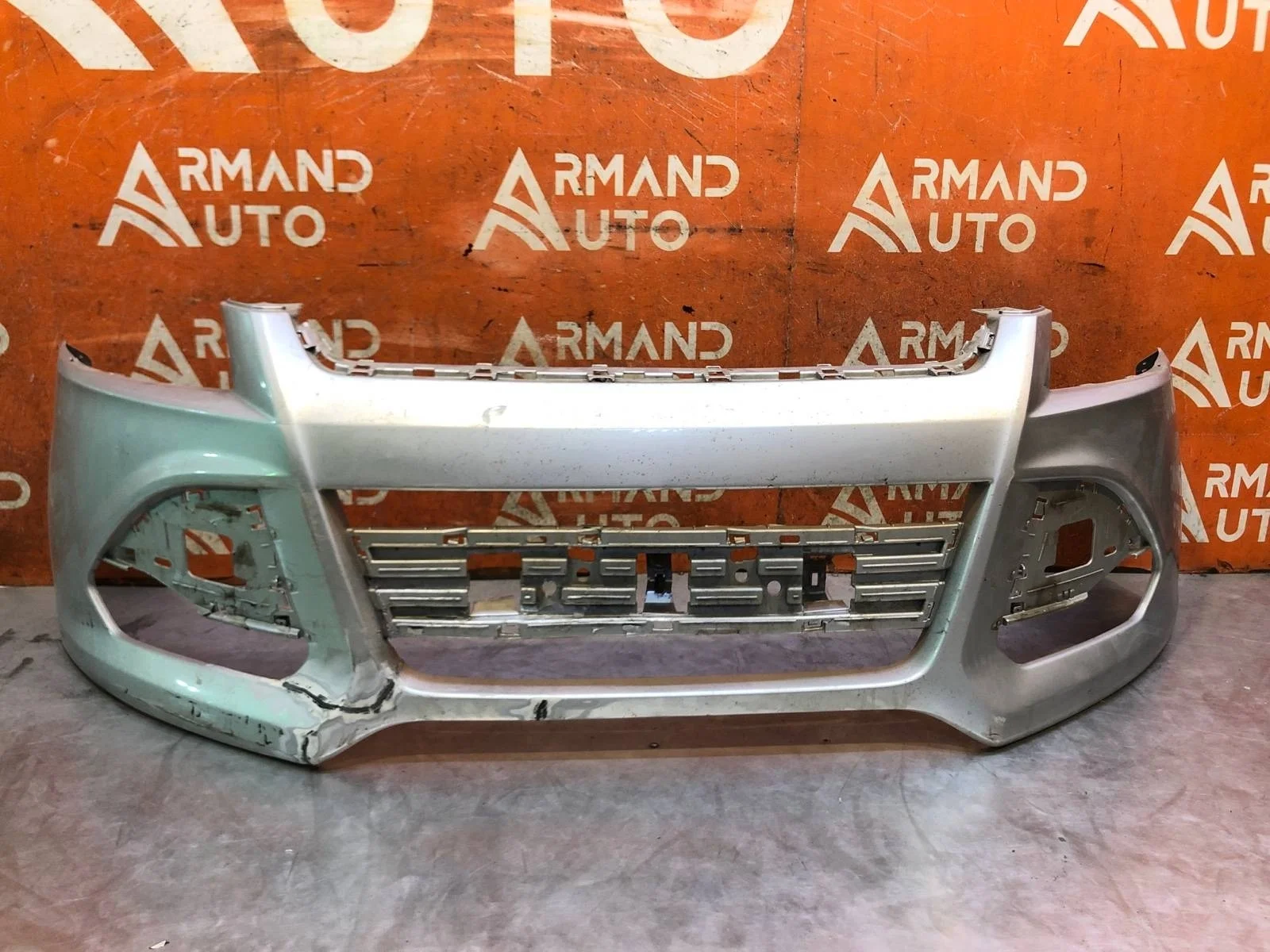 Бампер Ford Kuga 2012-2016 1832956 2 CBS, передний