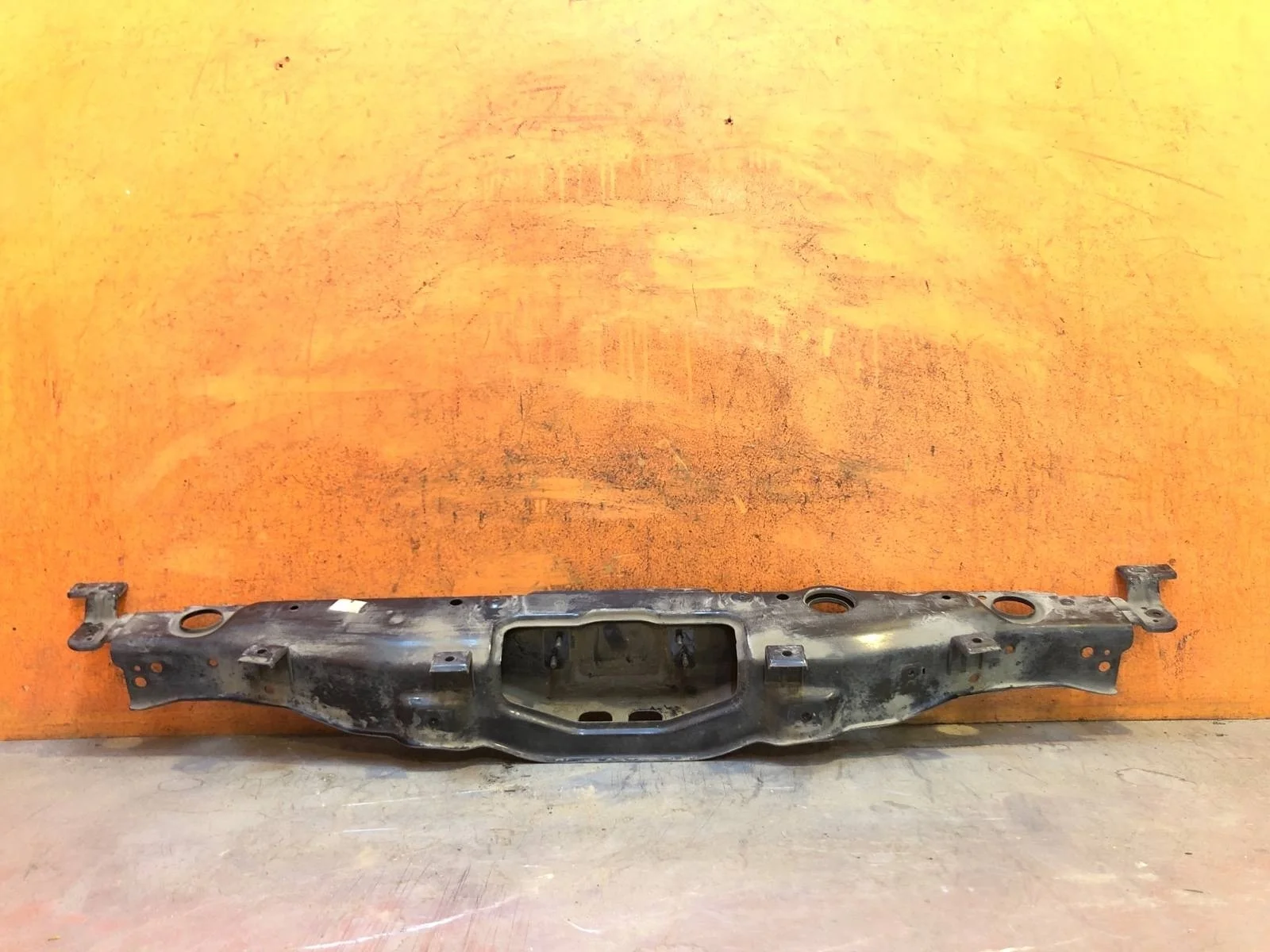 Панель передняя (суппорт радиатора) верхняя Hyundai I40 2011-2019 641013Z001 1 DF