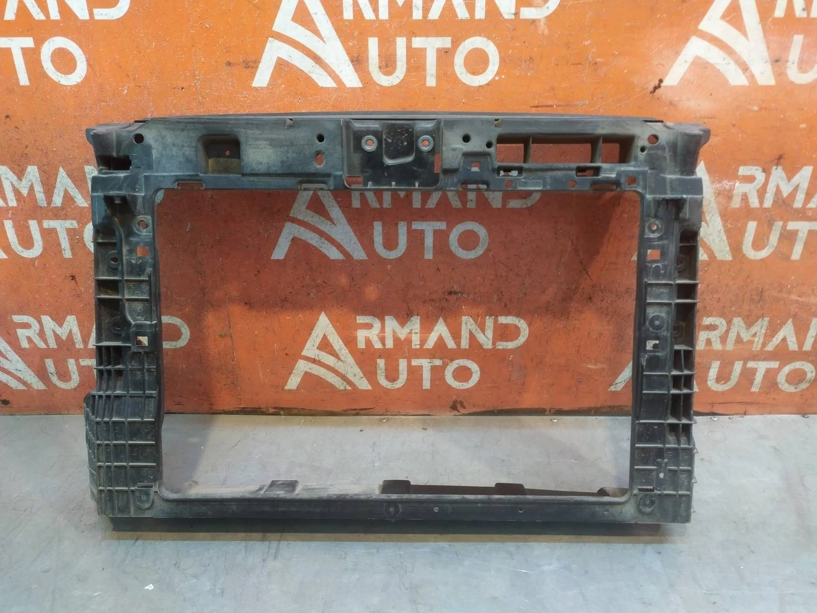 Панель передняя (суппорт радиатора) Skoda Rapid 2020-2023 60U805588E 2