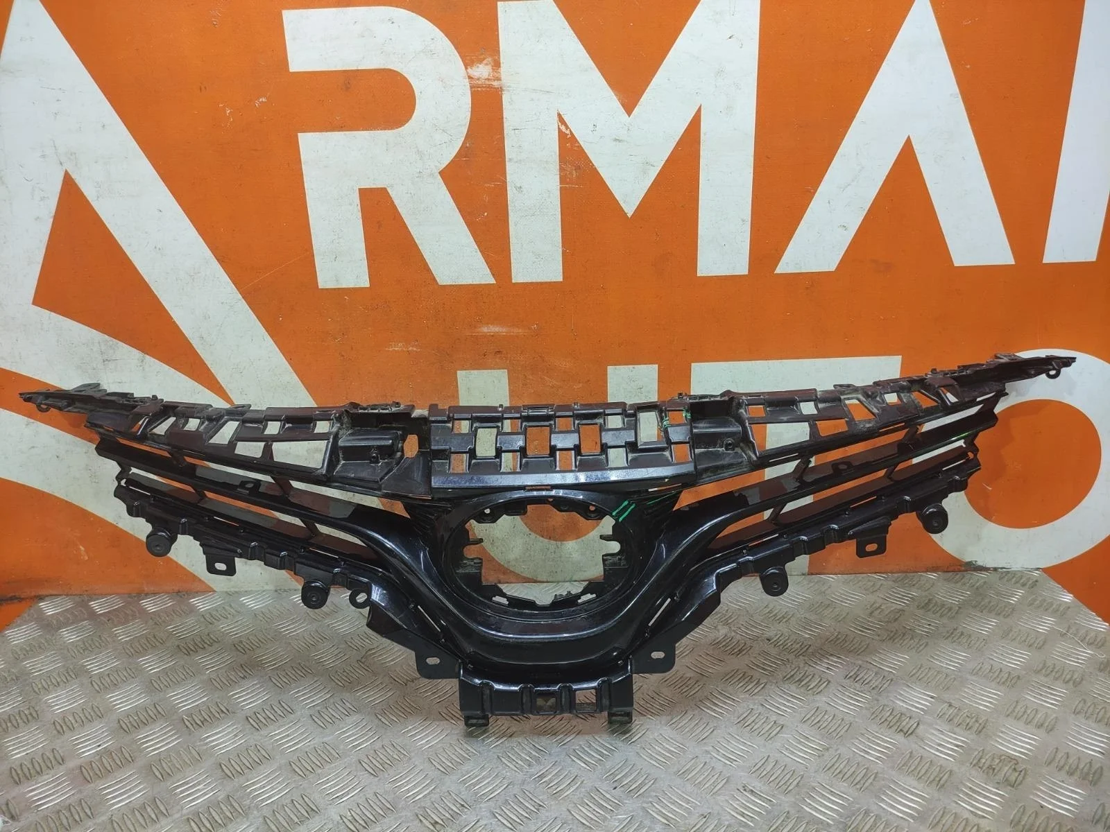 Решетка радиатора Toyota Camry 2017-2021 5310133540 8 XV70