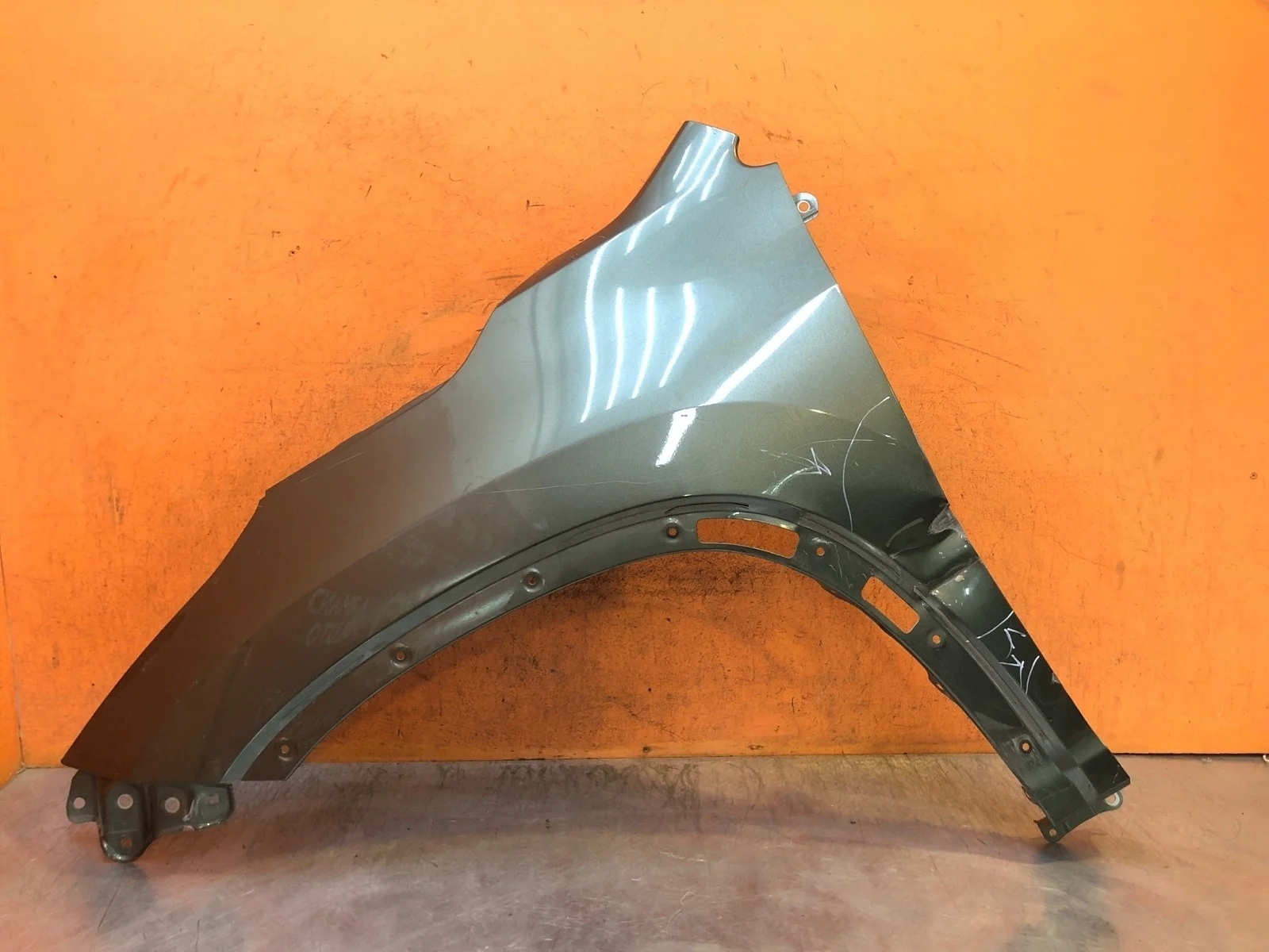 Крыло Toyota Highlander 2013-2019 538020E100 3 U50, переднее левое