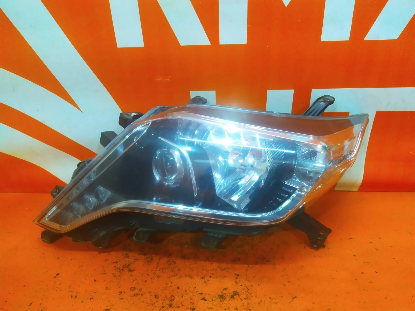 Фара Toyota Land Cruiser Prado 2013-2017 8118560J20 150, левая
