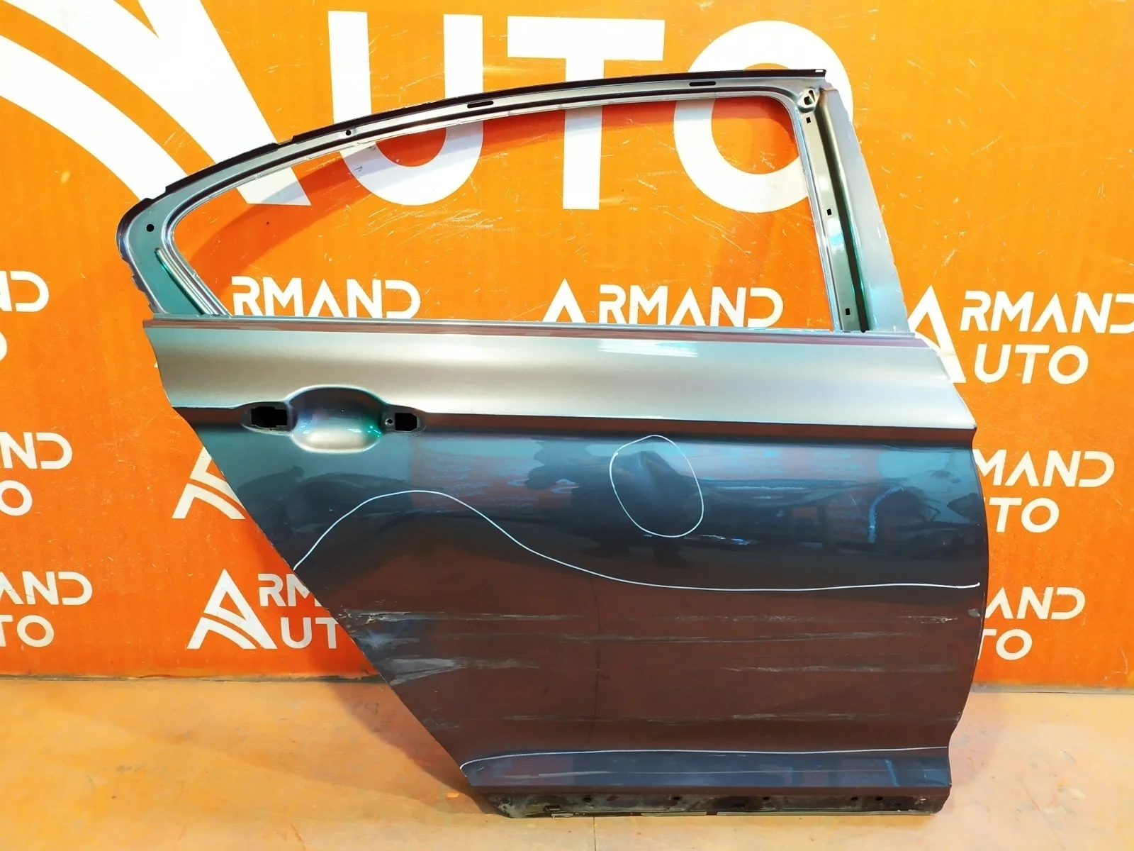 Дверь Volkswagen Passat 2014-2023 3G5833056AC B8, задняя правая
