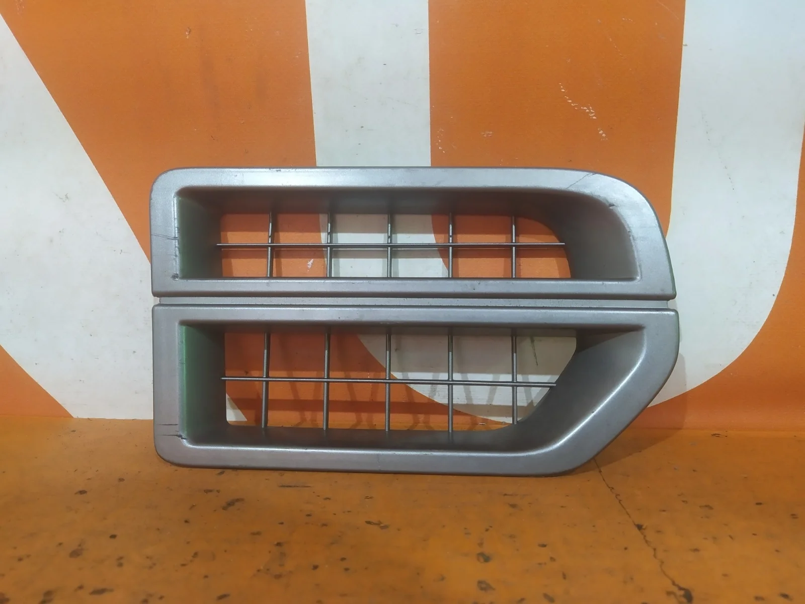 Накладка крыла Land Rover Discovery 2004-2009 JAK000063LPO 3, передняя правая