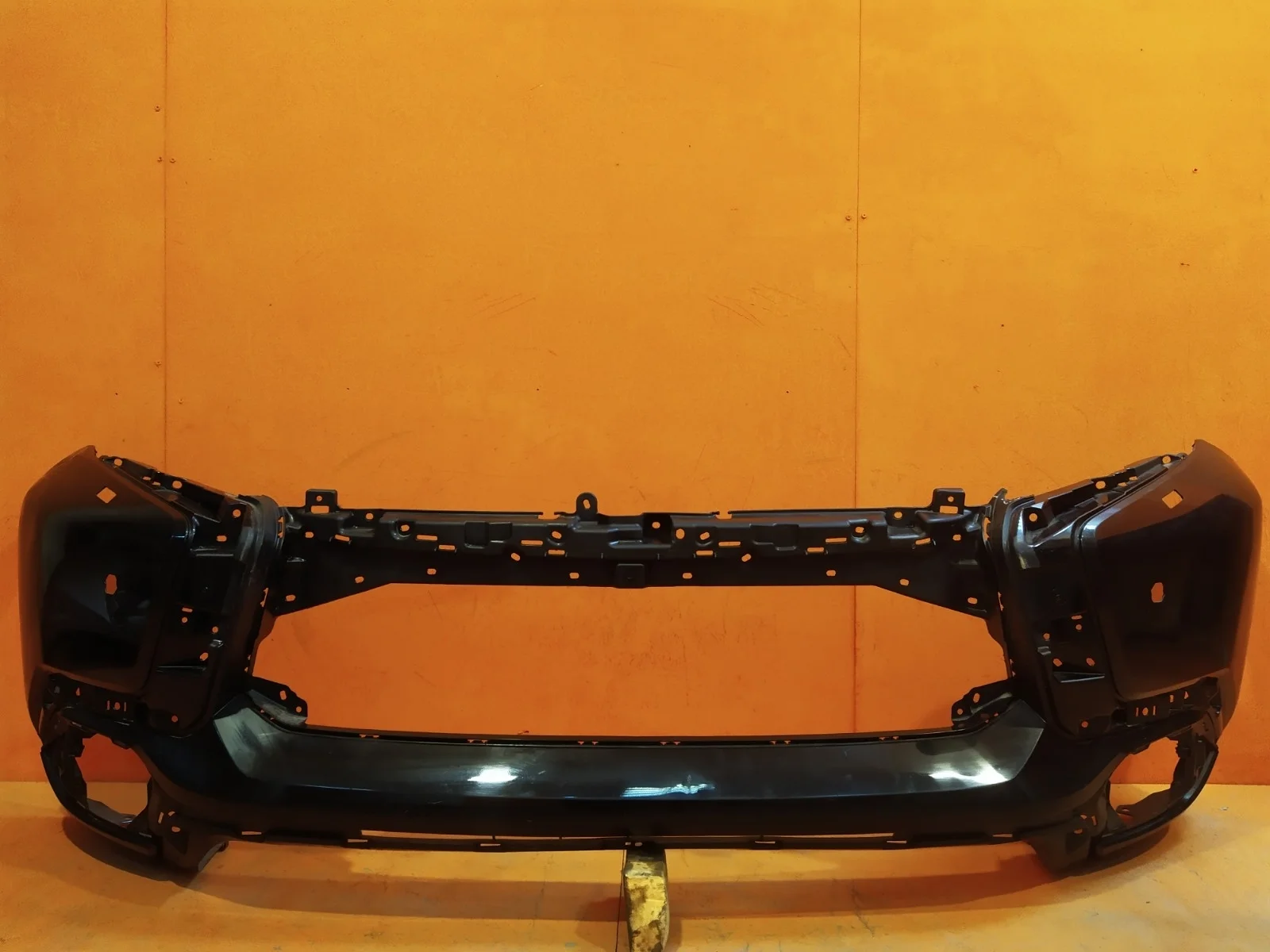 Бампер Mitsubishi Pajero Sport 2015-2021 6400G847 3, передний