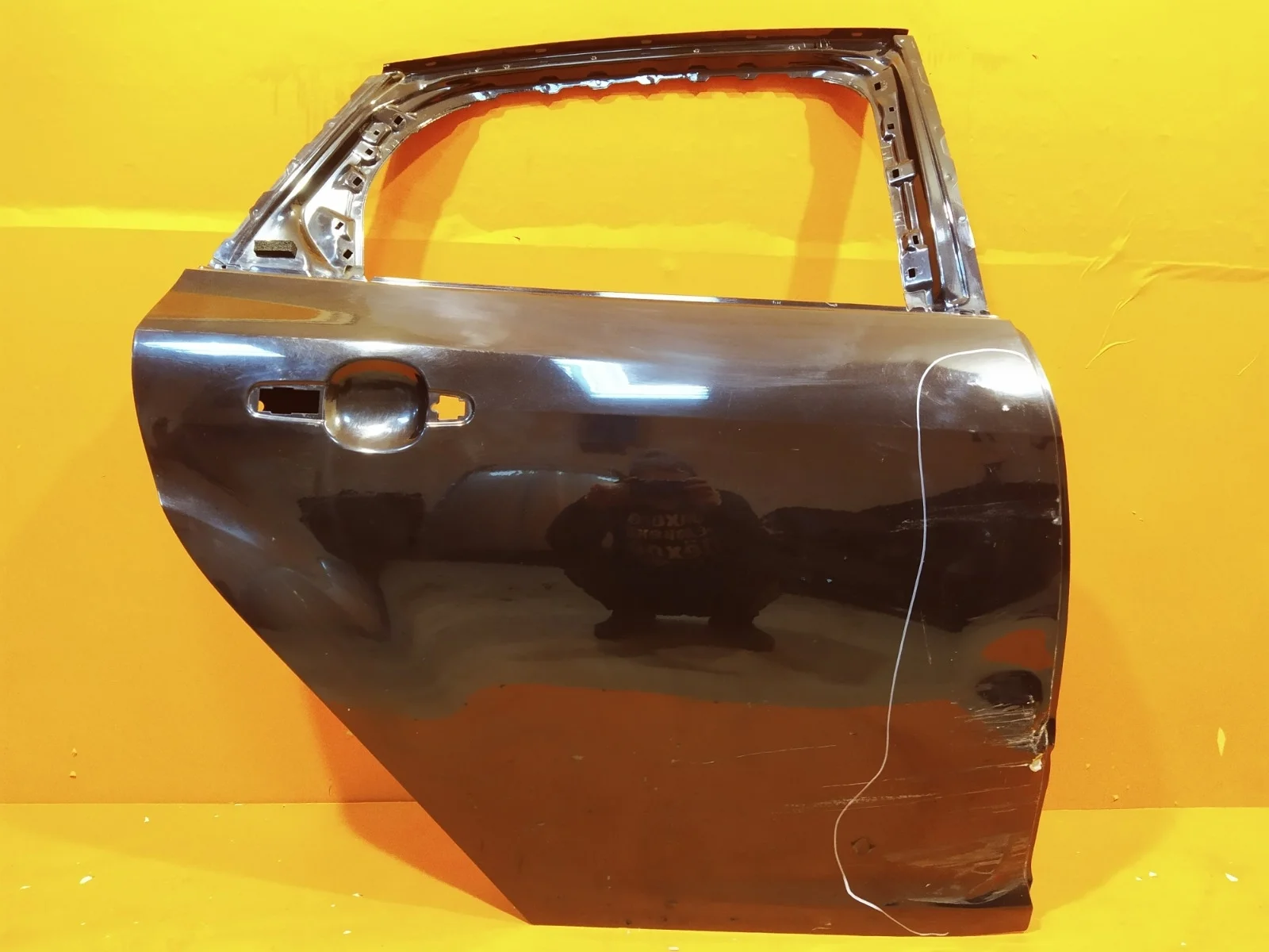 Дверь Ford Focus 2011-2019 2117477 3, задняя правая