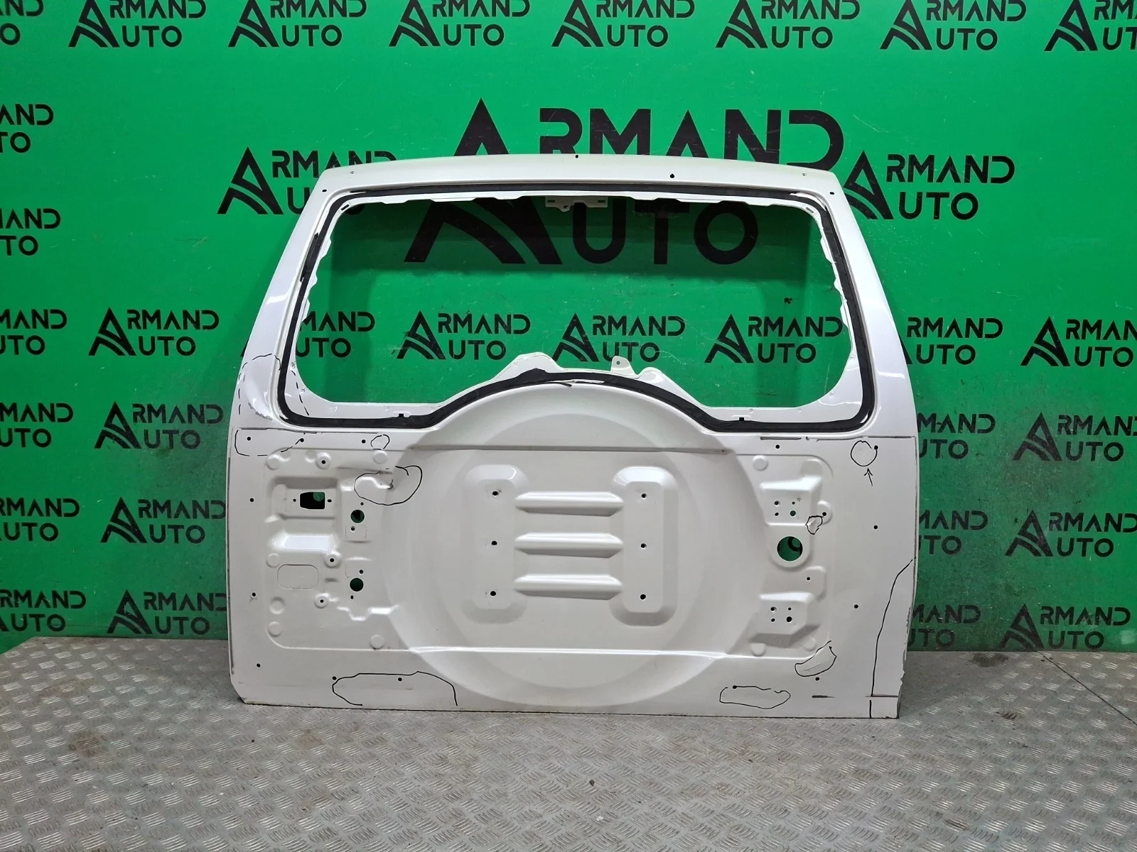 Дверь багажника Mitsubishi Pajero 2006-2014 5821A104 4