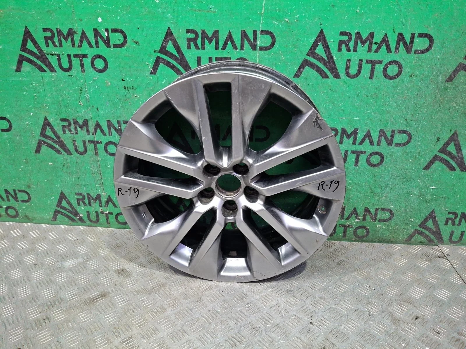 Диск колесный r19 Toyota RAV4 4261A0R130 5 XA50