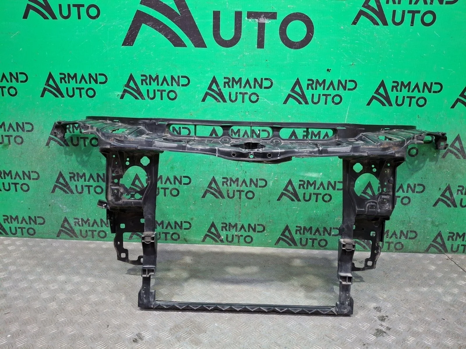 Панель передняя (суппорт радиатора) Mercedes M ML GLE-Class 2011-2018 A1666205901 W166