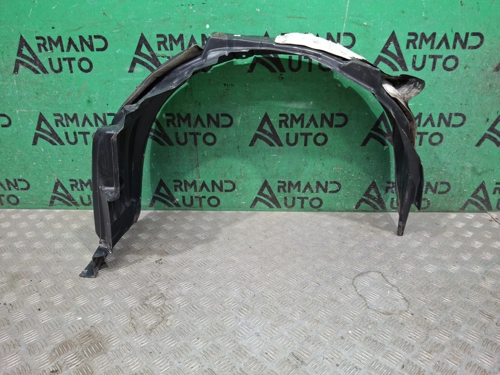 Подкрылок Mitsubishi Outlander 2012-2023 5370B818 3, передний правый