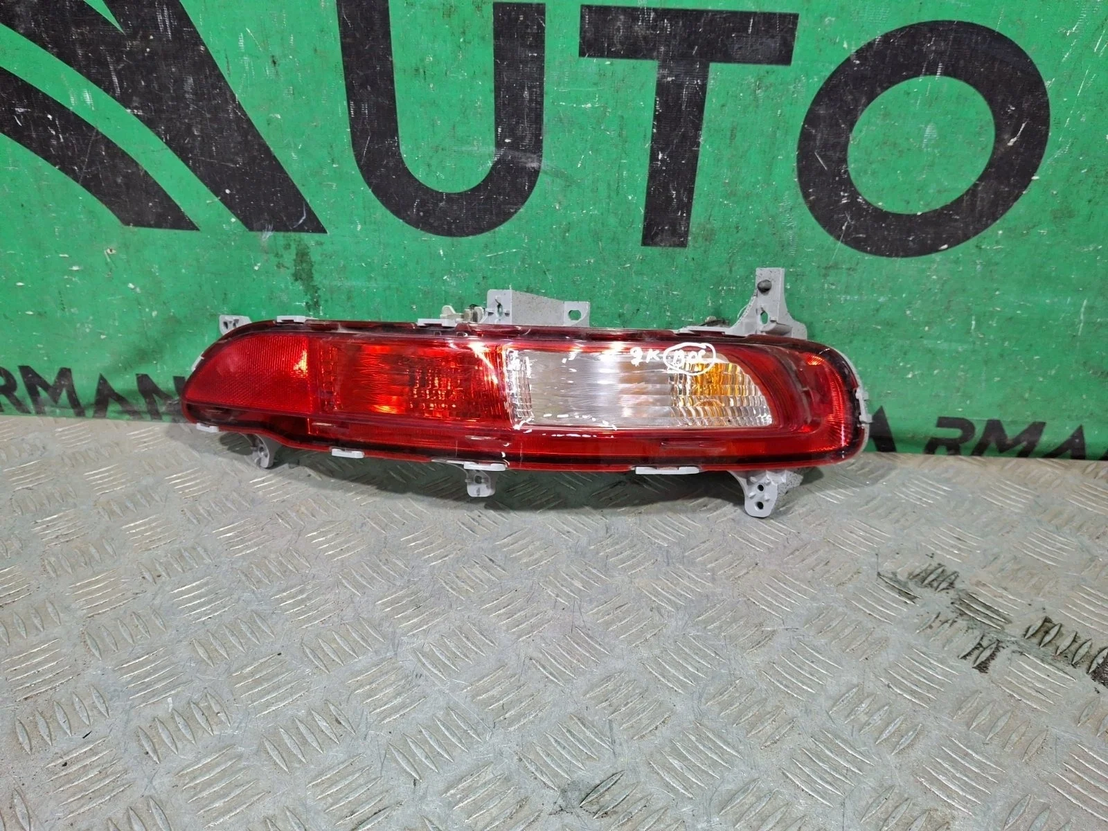Фонарь противотуманный KIA Sportage 2016-2018 92405D9210 4 QL, левый