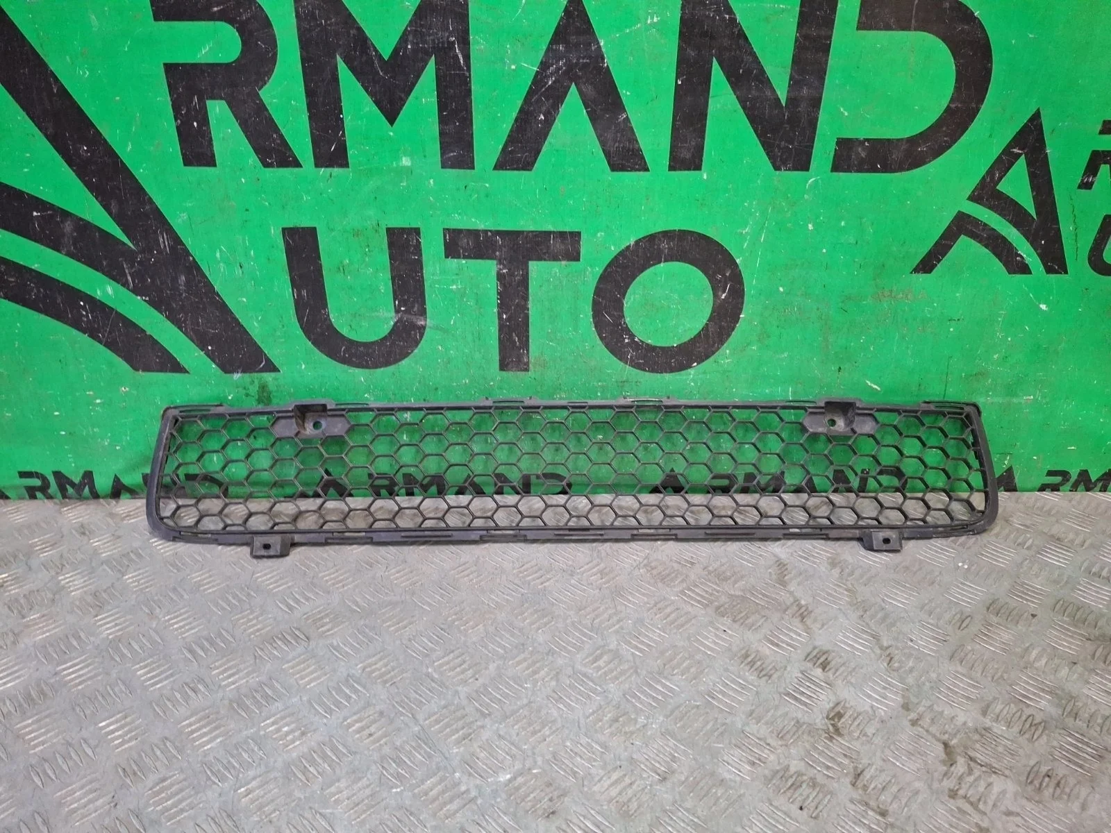 Решетка бампера Mitsubishi Lancer 2011-2015 6400B397 10, передняя