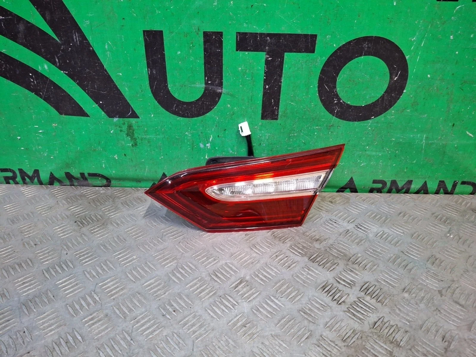 Фонарь внутренний Toyota Camry 2017-нв 8158033340 8 XV70, правый
