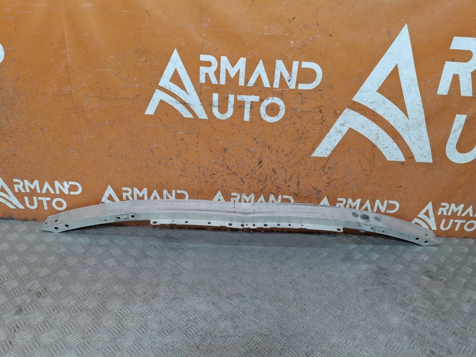 Усилитель бампера Mercedes E-Class 2009-2016 A2126201500 W212, передний