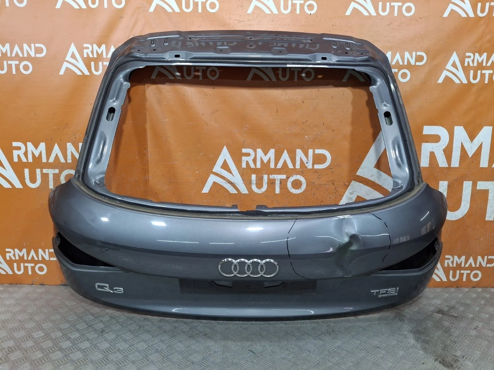 Дверь багажника Audi Q3 2011-2018 8U0827025B 1 8U