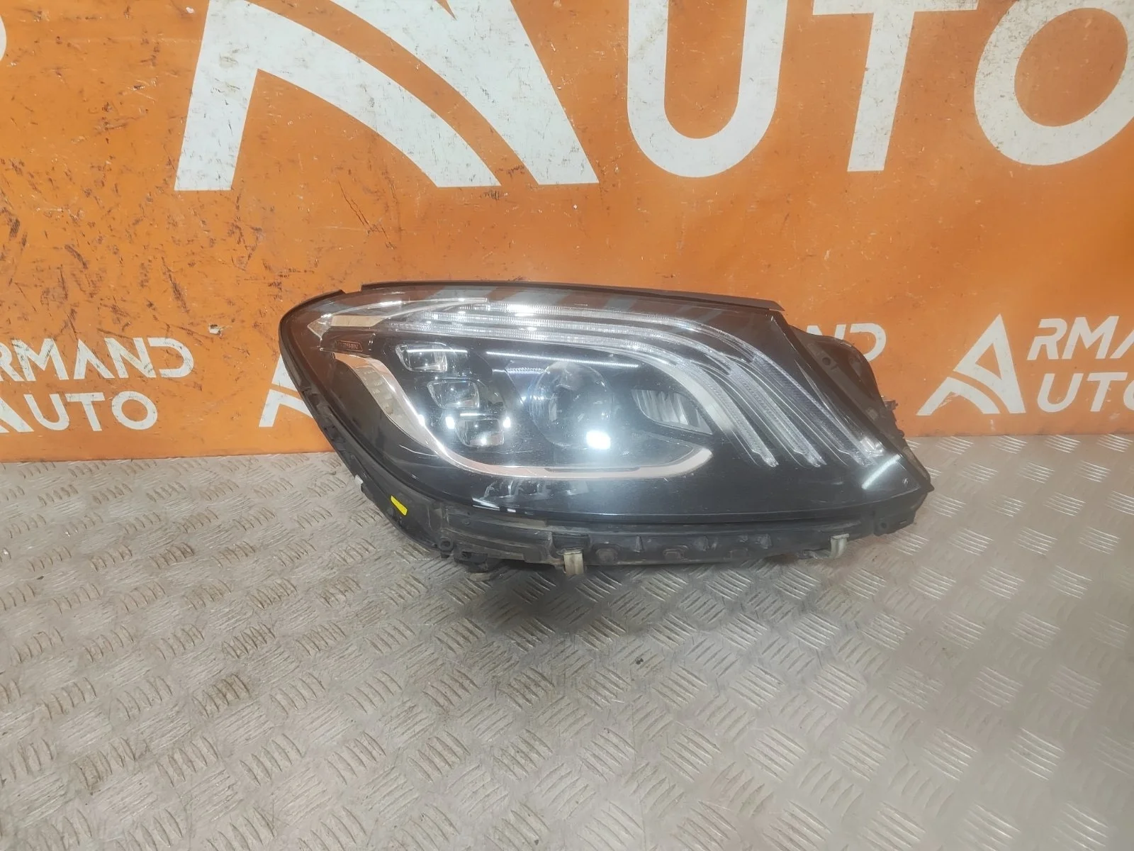 Фара Mercedes S-Class 2017-2020 A2229067803 W222, правая
