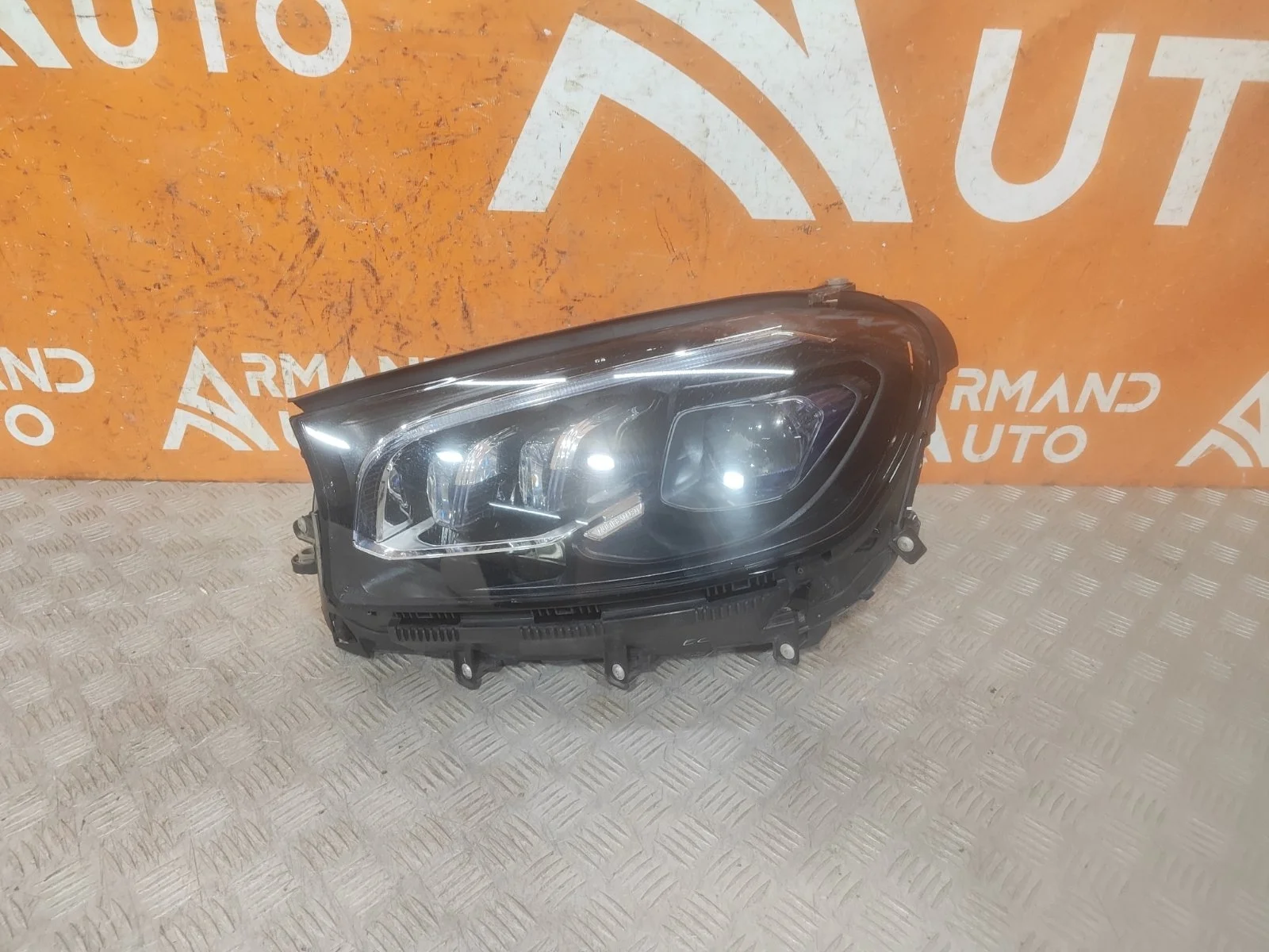 Фара Mercedes GLS-Class 2019-нв A1679065103 X167, левая
