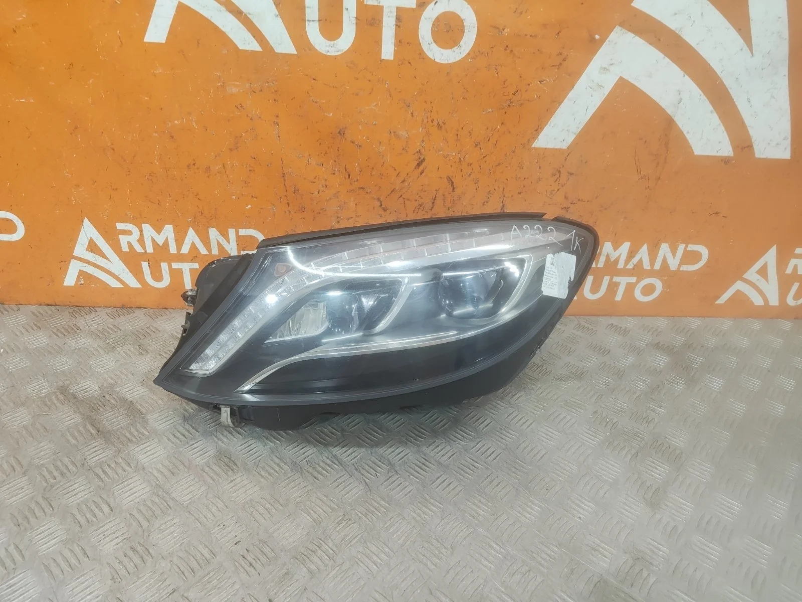 Фара Mercedes S-Class 2013-2017 A2228207361 W222, левая