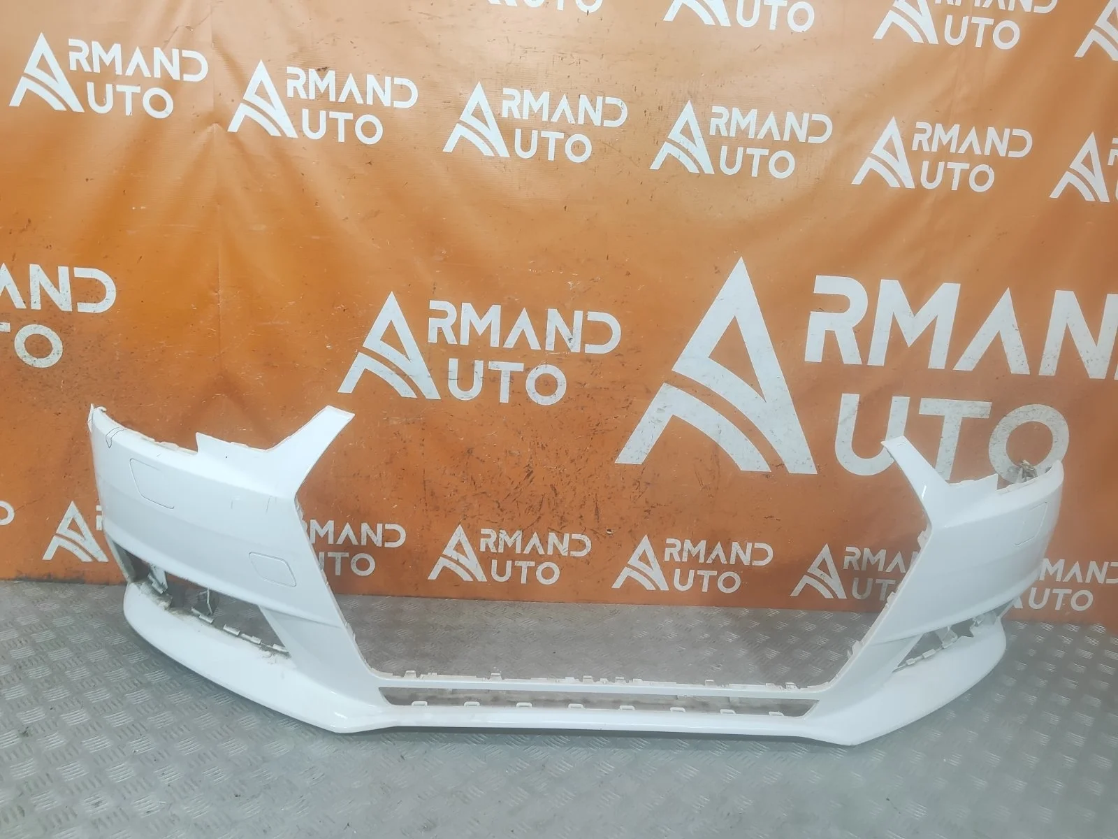 Бампер Audi A4 2015-2020 8W0807065DGRU 5 B9, передний