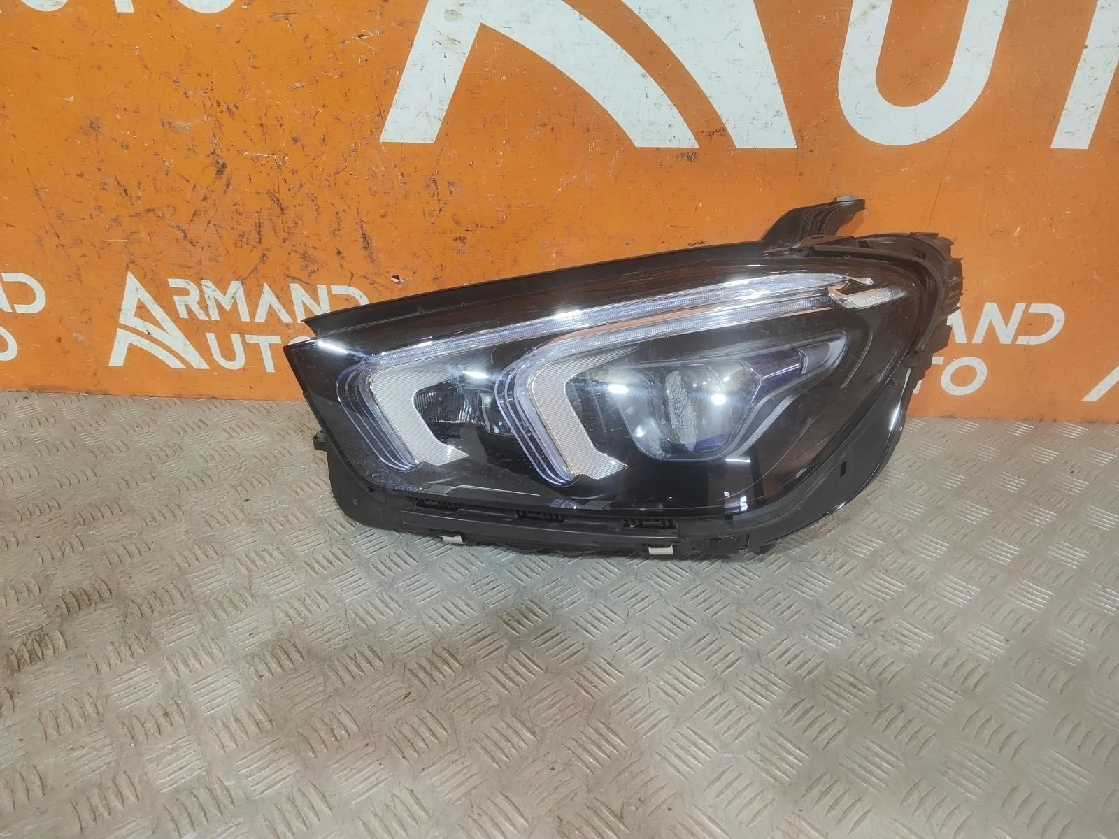 Фара Mercedes GLE-Class 2018-нв A1679064104 V167, левая