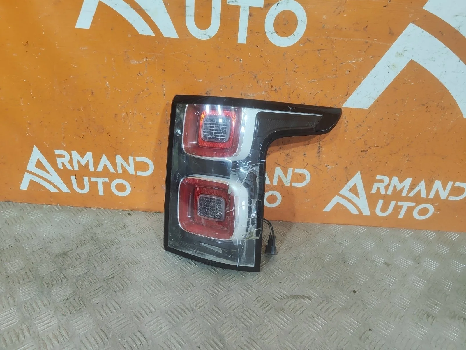 Фонарь Land Rover Range Rover 2017-2022 LR135412 4 L405, правый