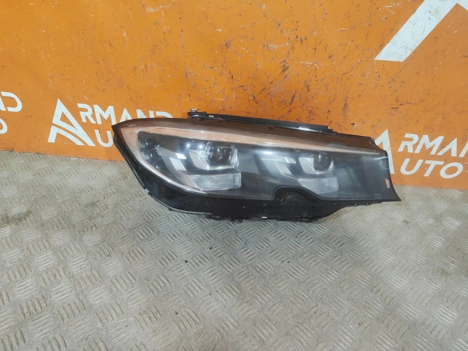 Фара BMW 3 series 2018-2022 63118496150 G20 G21, правая