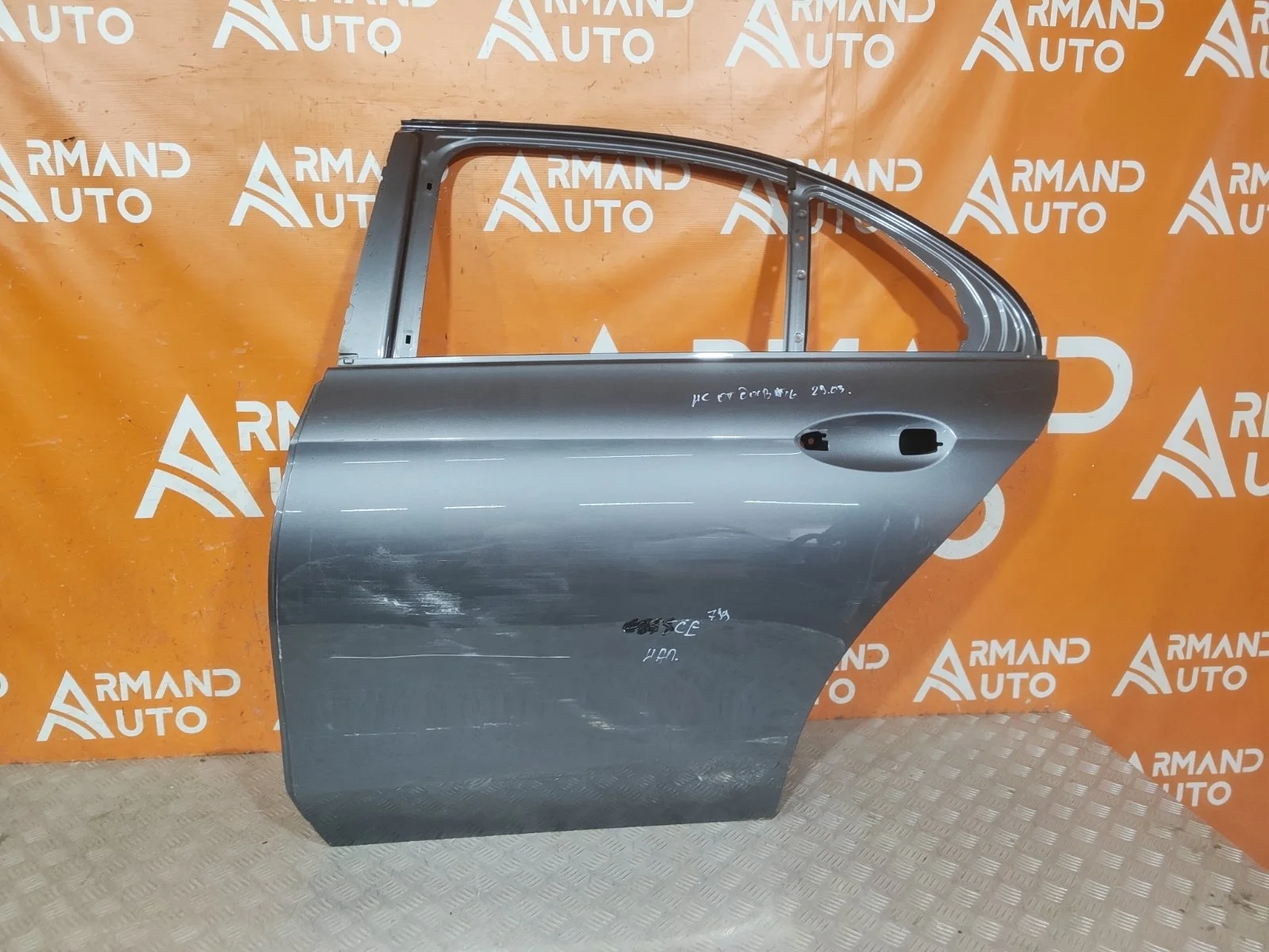 Дверь Mercedes E-Class 2016-2023 A2137300105 W213, задняя левая
