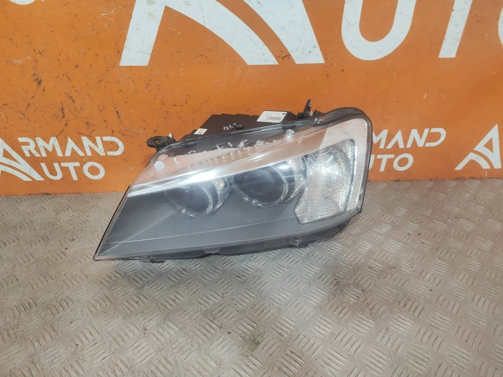 Фара BMW X3 2010-2014 63117276991 F25, левая