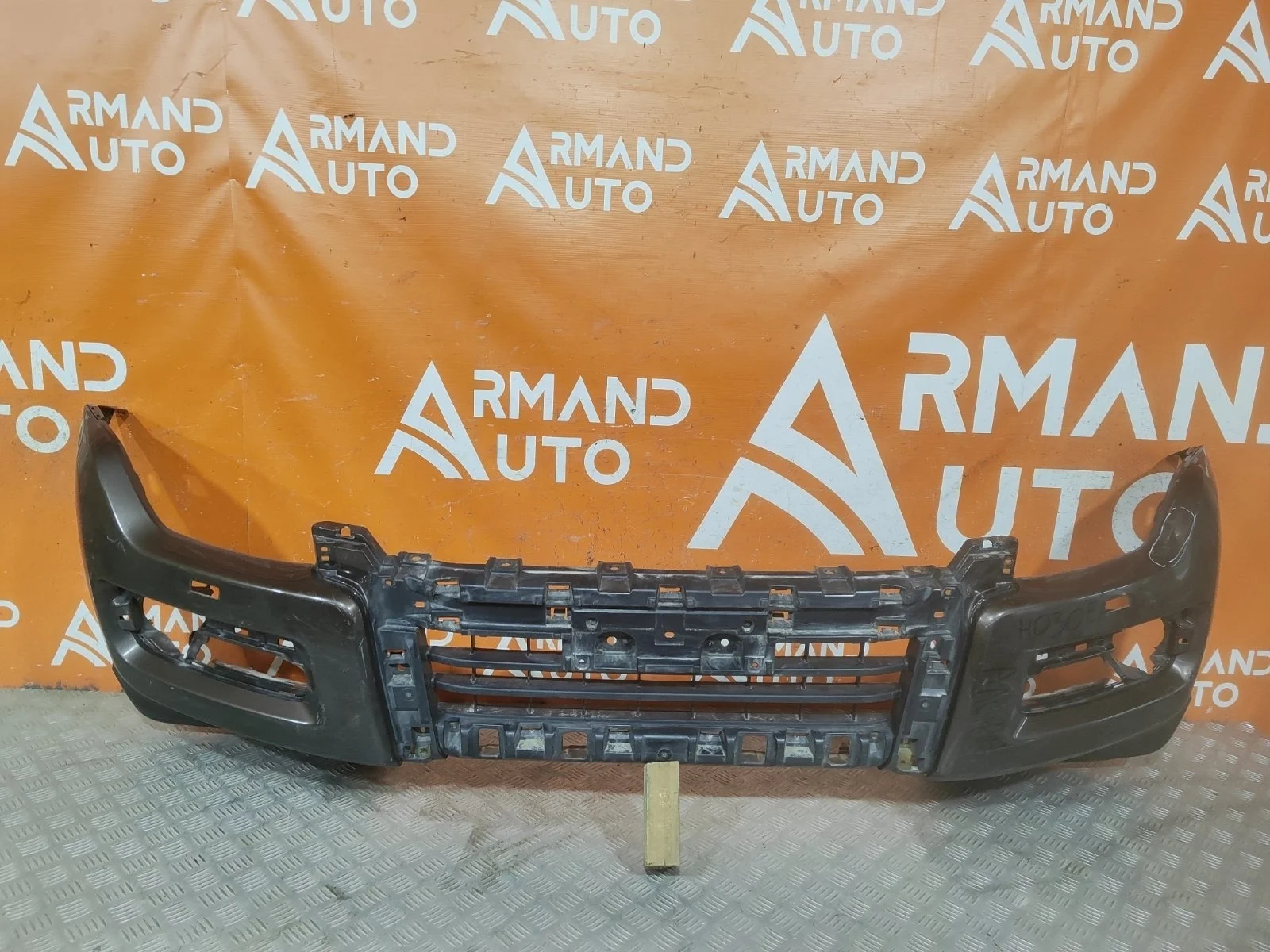 Бампер Mitsubishi Pajero 2014-2022 6400G591 4, передний