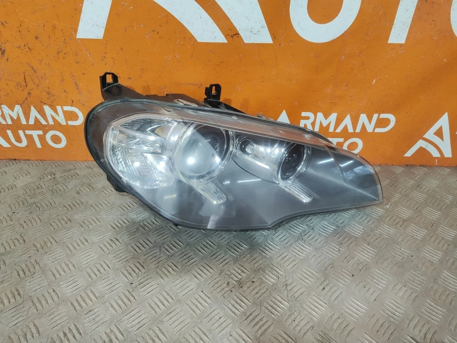 Фара BMW X5 2010-2013 63117240788 E70, правая